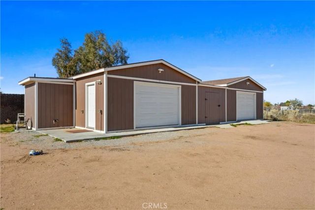 8214 10th, Hesperia, CA 92345