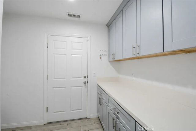 8214 10th, Hesperia, CA 92345