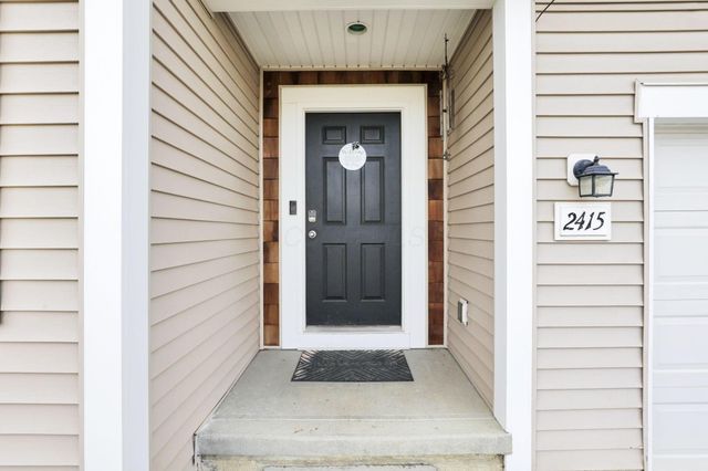 2415 Angelfire Drive, Grove City, OH 43123