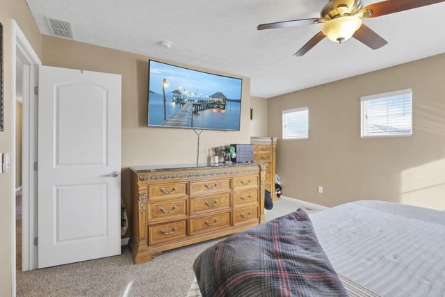 2415 Angelfire Drive, Grove City, OH 43123