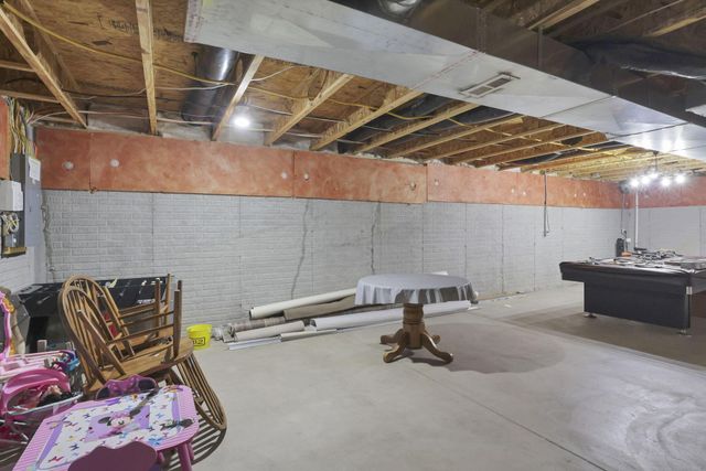 2415 Angelfire Drive, Grove City, OH 43123