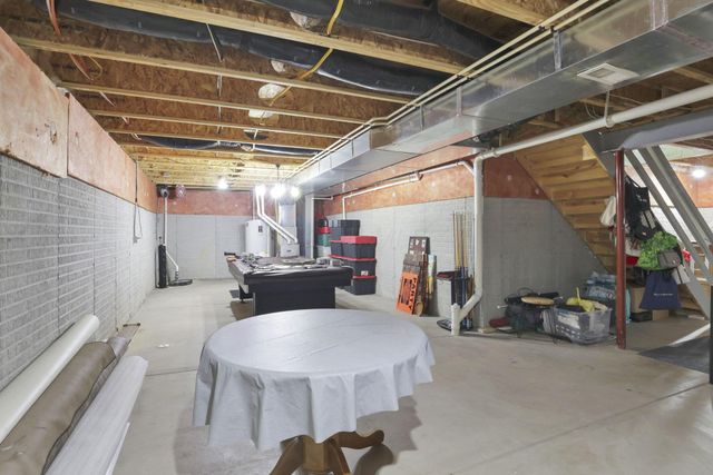 2415 Angelfire Drive, Grove City, OH 43123