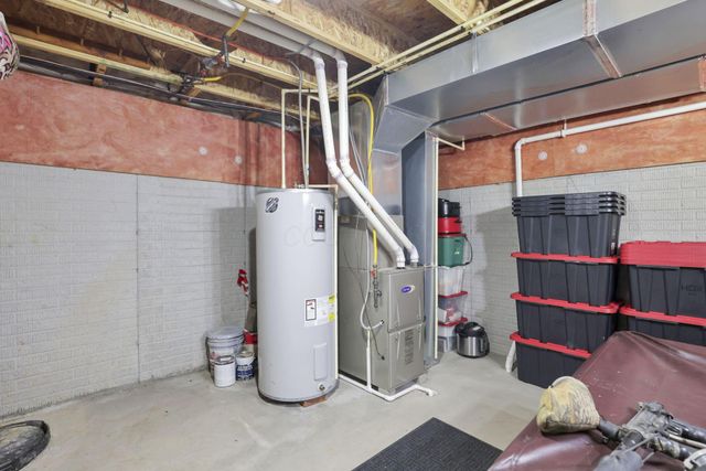 2415 Angelfire Drive, Grove City, OH 43123