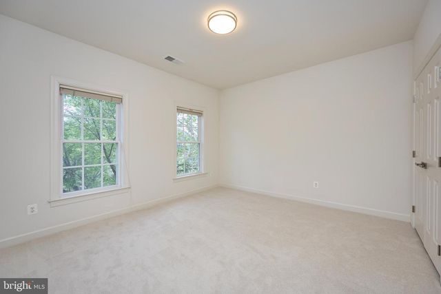 6910 BITTERROOT CT, Gainesville, VA 20155
