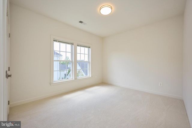 6910 BITTERROOT CT, Gainesville, VA 20155