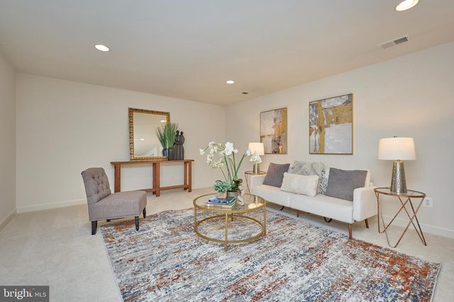 6910 BITTERROOT CT, Gainesville, VA 20155