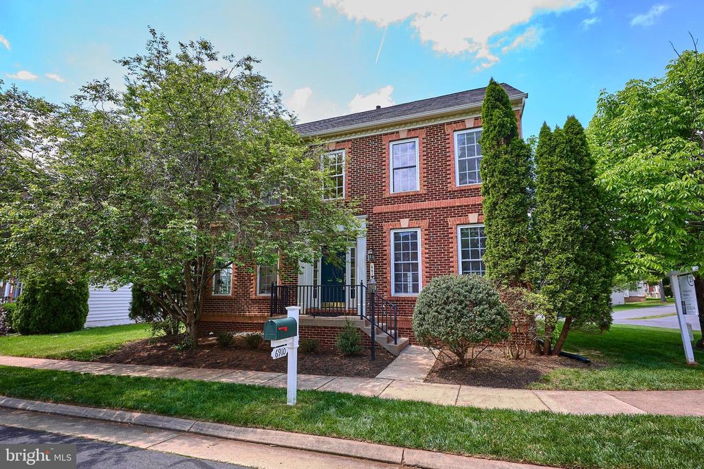 6910 BITTERROOT CT, Gainesville, VA 20155