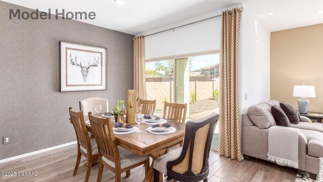 1063 S Chatfield Avenue, Vail, AZ 85641