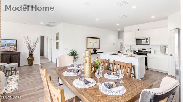 1063 S Chatfield Avenue, Vail, AZ 85641