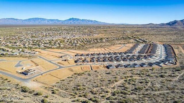 1063 S Chatfield Avenue, Vail, AZ 85641