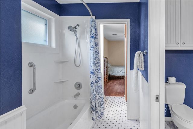 9997 Calhoun Road, Bryan, TX 77808