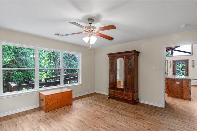 9997 Calhoun Road, Bryan, TX 77808