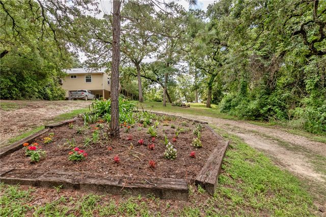 9997 Calhoun Road, Bryan, TX 77808