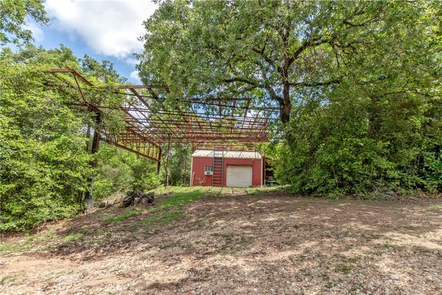 9997 Calhoun Road, Bryan, TX 77808