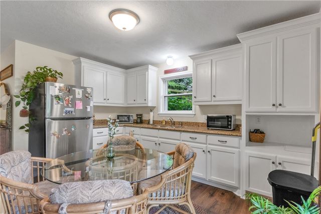 9997 Calhoun Road, Bryan, TX 77808