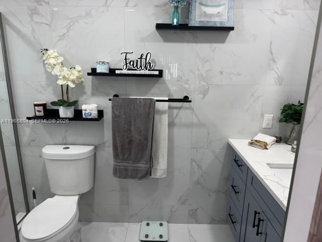 702 NW Orchid St, Port St. Lucie, FL 34983