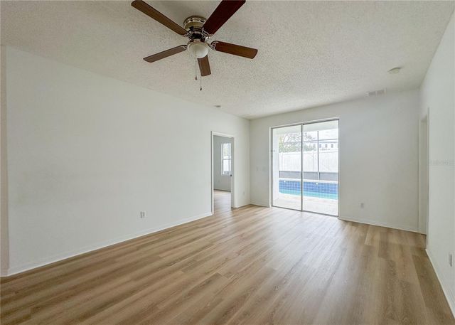 402 SUNSET VIEW DRIVE, Davenport, FL 33837