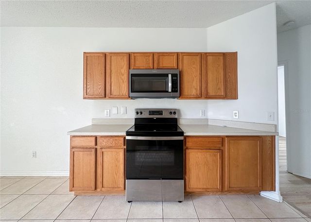 402 SUNSET VIEW DRIVE, Davenport, FL 33837