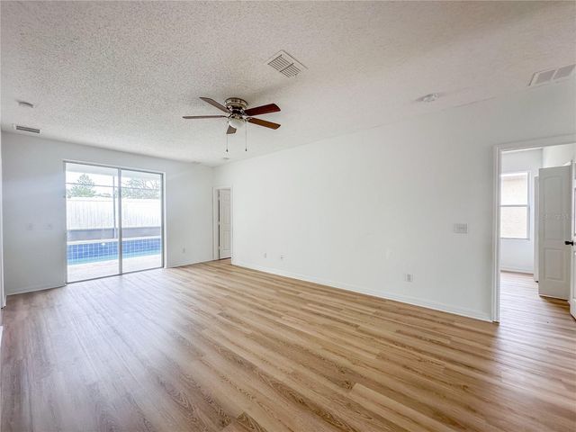 402 SUNSET VIEW DRIVE, Davenport, FL 33837