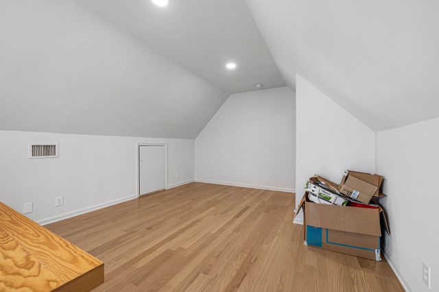 7453 Sawyer Brown Rd, Nashville, TN 37209