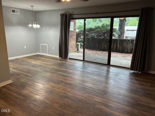 500 Umstead Drive, Chapel Hill, NC 27516