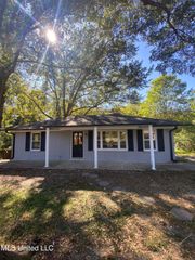 9237 Mason Street, Olive Branch, MS 38654