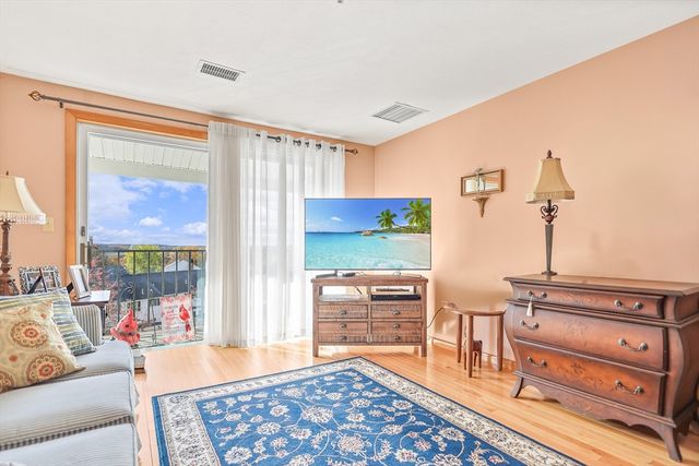 45 Christopher Drive 314, Methuen, MA 01844