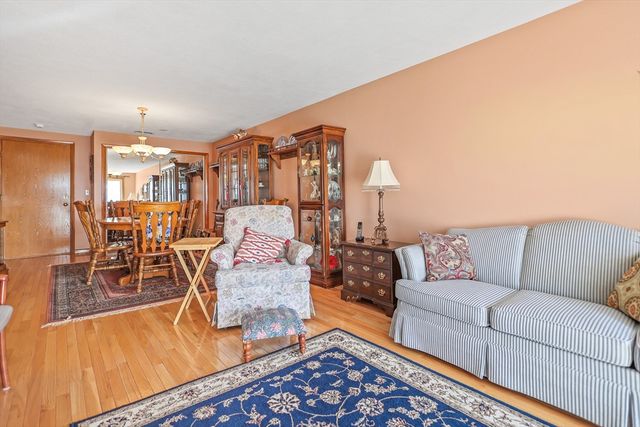 45 Christopher Drive 314, Methuen, MA 01844