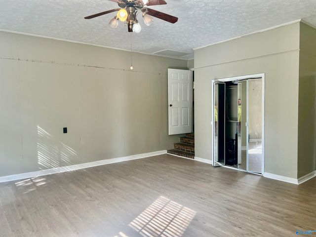 2000 Westwood Circle, Hartselle, AL 35640