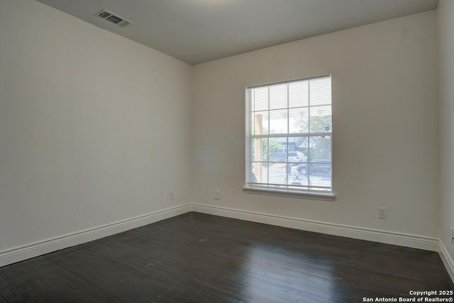 313 W Wildwood, San Antonio, TX 78212