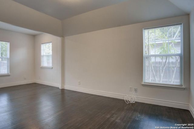 313 W Wildwood, San Antonio, TX 78212