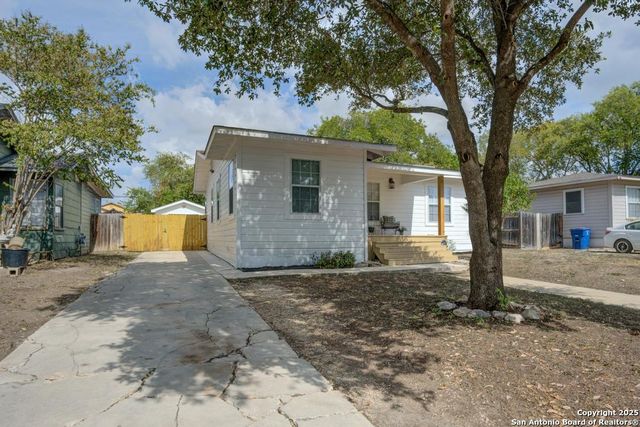 313 W Wildwood, San Antonio, TX 78212