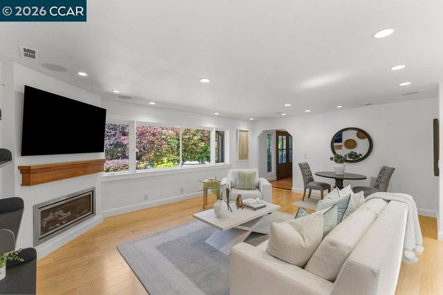189 Oak Rd, Alamo, CA 94507