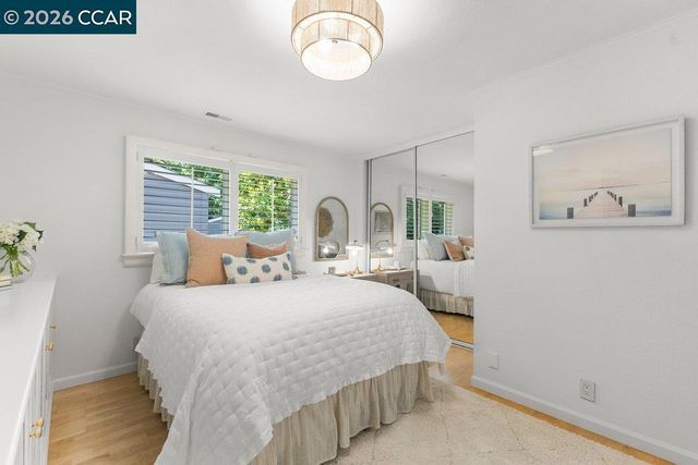 189 Oak Rd, Alamo, CA 94507
