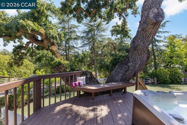189 Oak Rd, Alamo, CA 94507