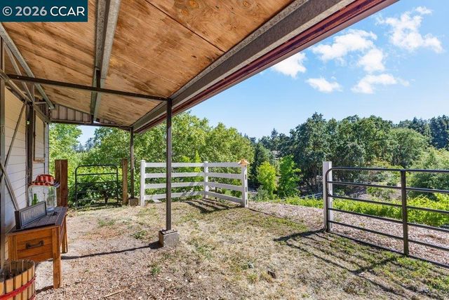 189 Oak Rd, Alamo, CA 94507