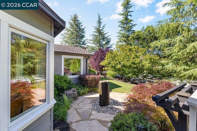 189 Oak Rd, Alamo, CA 94507