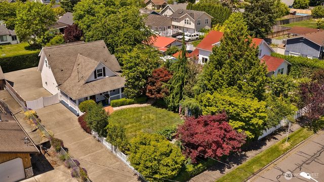 1750 Pioneer Street, Enumclaw, WA 98022