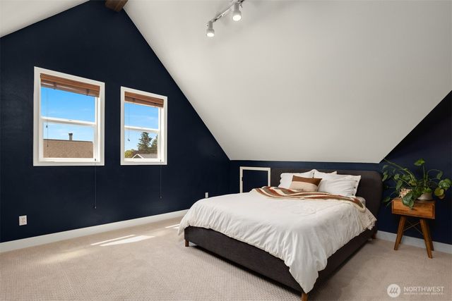 1750 Pioneer Street, Enumclaw, WA 98022