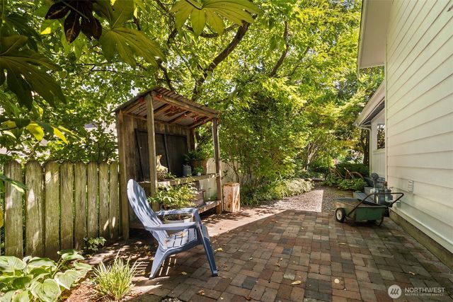 1750 Pioneer Street, Enumclaw, WA 98022