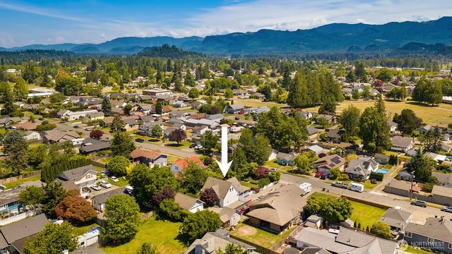 1750 Pioneer Street, Enumclaw, WA 98022