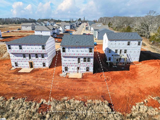 103 Spring Knoll Way, Fountain Inn, SC 29644