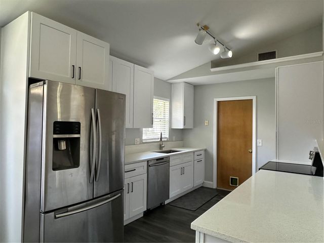 1073 COUNTRY COVE COURT, Oviedo, FL 32766