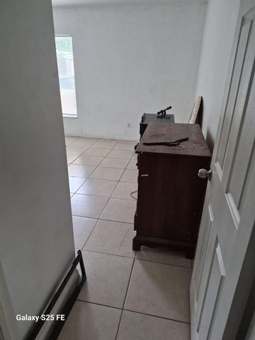 1231 SW Parma Avenue, Port St. Lucie, FL 34953