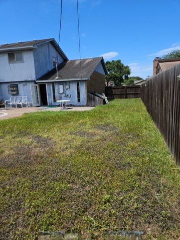 5917 Flagstaff Dr, Corpus Christi, TX 78414