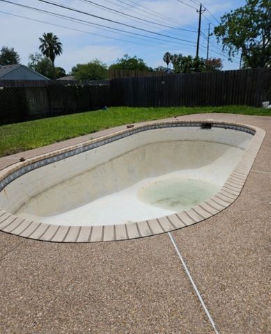 5917 Flagstaff Dr, Corpus Christi, TX 78414