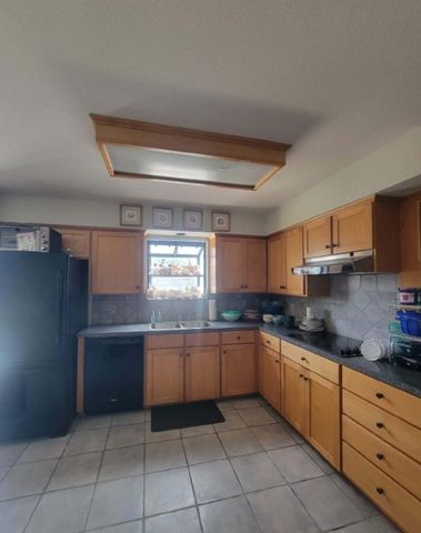5917 Flagstaff Dr, Corpus Christi, TX 78414