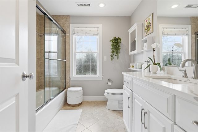 9 Cottage St 9, Woburn, MA 01801