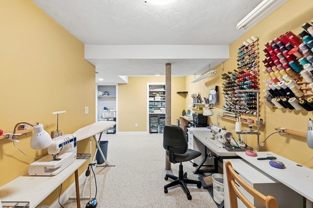 9 Cottage St 9, Woburn, MA 01801