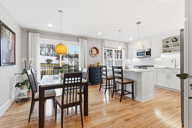 9 Cottage St 9, Woburn, MA 01801